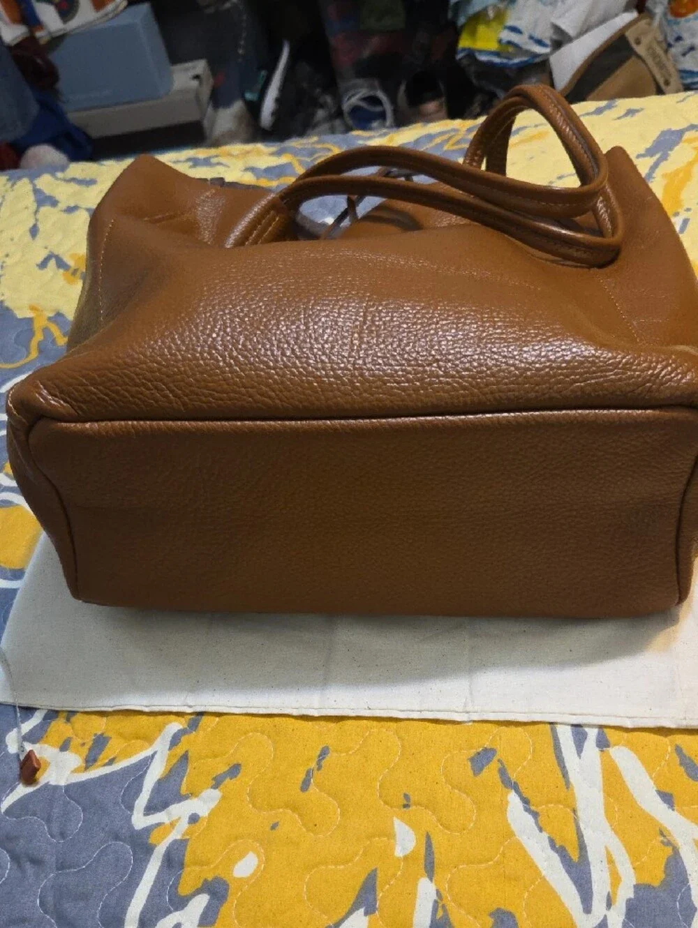 N/A spacious brown